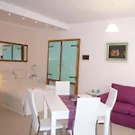 Studio Stella